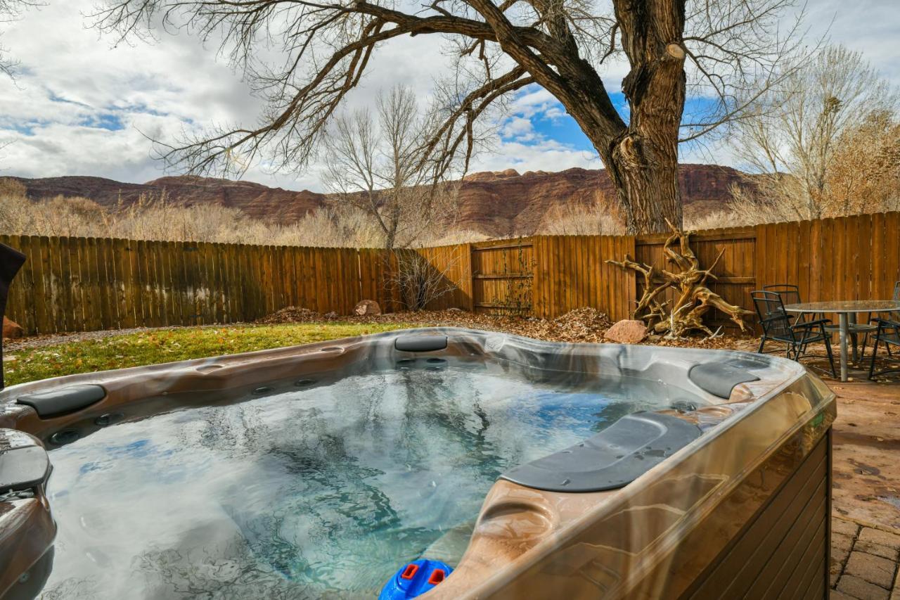 Cw343 - Great Downtown Location With A Private Hot Tub Moab Exterior foto